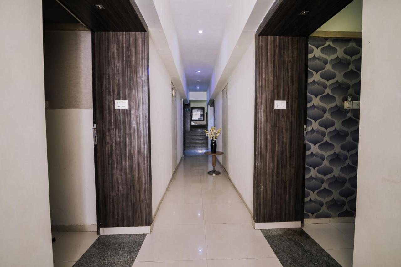 Hotel Monarch Guestline In Midc Rabale, 纳威孟买 外观 照片