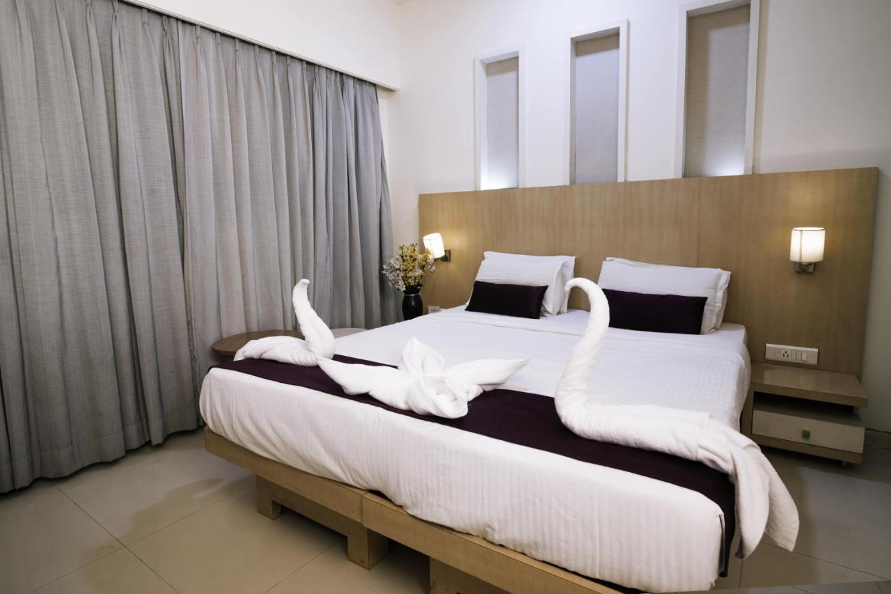 Hotel Monarch Guestline In Midc Rabale, 纳威孟买 外观 照片