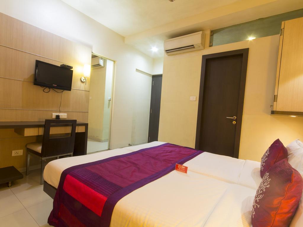 Hotel Monarch Guestline In Midc Rabale, 纳威孟买 外观 照片