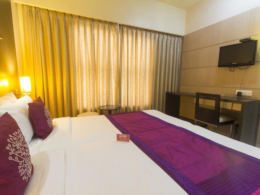 Hotel Monarch Guestline In Midc Rabale, 纳威孟买 外观 照片