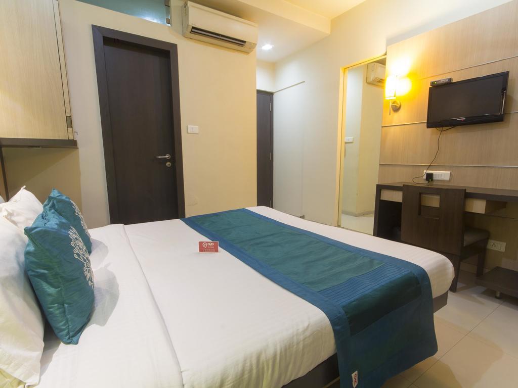 Hotel Monarch Guestline In Midc Rabale, 纳威孟买 外观 照片